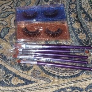 New 5 makeup brushes and false eyelashes